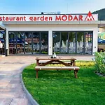 Park & Modar Отель 4*