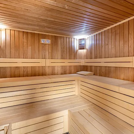 парк модър Otel Dövlen